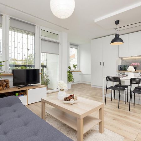 Arsenal City Apartment Warsaw By Renters Ngoại thất bức ảnh